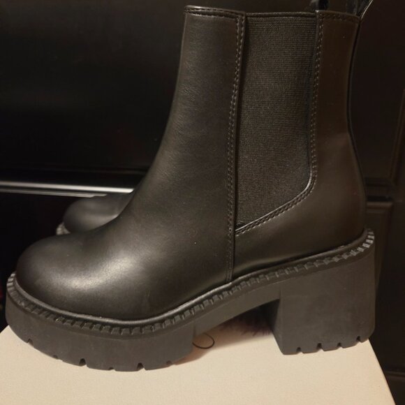 Madden Girl Tianna Boot - Picture 3 of 3